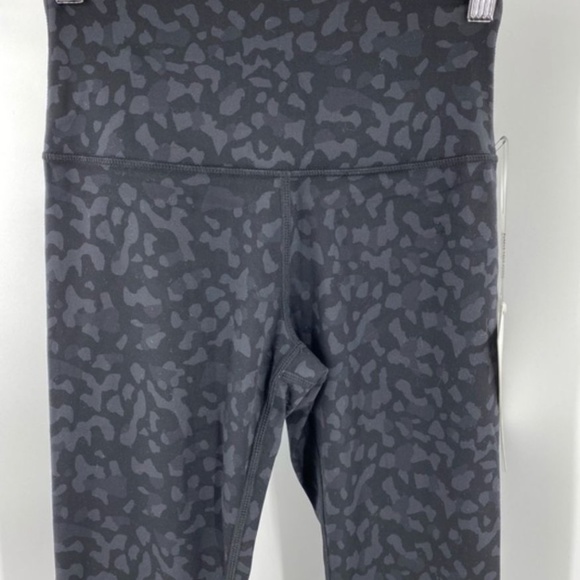 ACTA Leopard High Rise Leggings - Picture 5 of 5